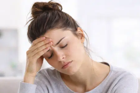 mal di testa e stanchezza